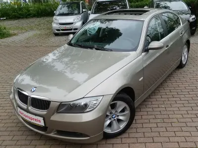 Używany BMW 320 170 KM (125 kW) 2009 Szary Sedan/Limuzyna
