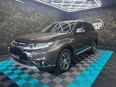 Gebraucht Mitsubishi Outlander Edition 150 PS (110 kW) 2017 Braun SUV