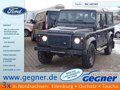 Grau Gebraucht 2013 Land Rover Defender Kombi | 26.840 €