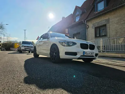 Gebraucht BMW 114 109 PS (80 kW) 2012 Weiß Kleinwagen