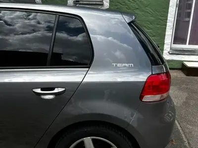 Gebraucht VW Golf VI Team 102 PS (75 kW) 2010 Grau Kleinwagen