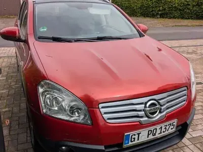 Gebraucht Nissan Qashqai +2 150 PS (110 kW) 2008 Rot SUV