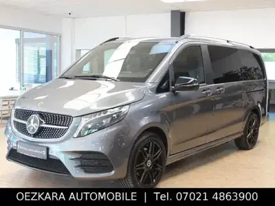 Gebraucht Mercedes V300 Avantgarde Edition 237 PS (174 kW) 2023 Grau Van / Kleinbus