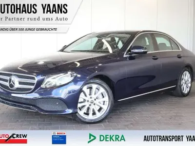 Gebraucht Mercedes E400 Avantgarde 333 PS (244 kW) 2017 Blau Limousine