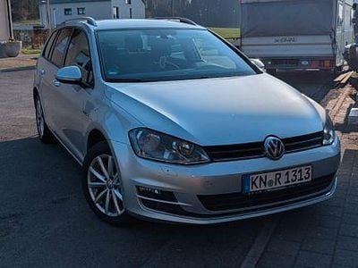 Usata VW Golf VII LOUNGE 110 CV (80 kW) 2015 Grigio Station wagon