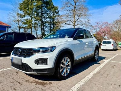 Second-hand VW T-Roc Style 150 CP (110 kW) 2020 SUV