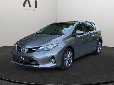 Gebraucht Toyota Auris Hybrid Executive 99 PS (72 kW) 2013 Braun Limousine