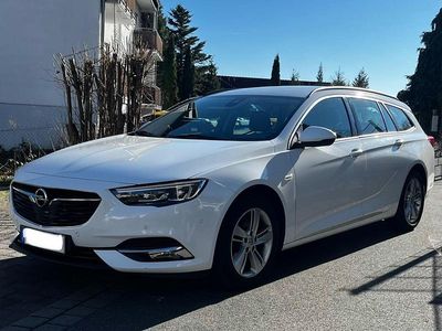 Gebraucht Opel Insignia Business 170 PS (125 kW) 2017 Weiß Kombi