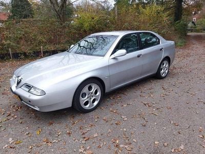 Brugt Alfa Romeo 166 220 HK (161 kW) 2001 Sølv Sedan
