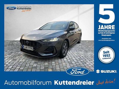 Magneticgrau (metallic) Gebraucht 2023 Ford Focus ST-Line Limousine | 21.390 € (Fairer Preis)
