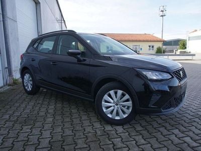 Mitternachtsschwarz Gebraucht 2024 Seat Arona Style SUV | 22.950 € (Etwas zu teuer)