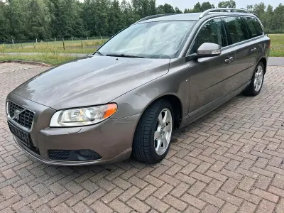 Gebraucht Volvo V70 185 PS (136 kW) 2009 Kombi