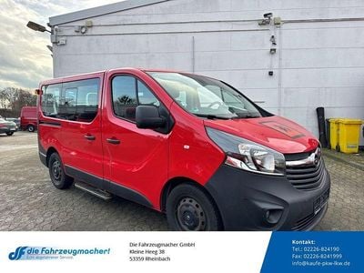 B) (rot Gebraucht 2015 Opel Vivaro Van / Kleinbus | 14.488 € (Etwas zu teuer)