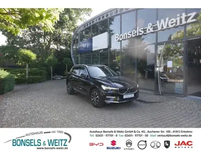 Gebraucht Volvo XC60 Plus 197 PS (144 kW) 2023 Schwarz metallic SUV