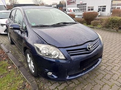 Dark blue metallic Gebraucht 2010 Toyota Auris Club Kleinwagen | 3.900 € (Fairer Preis)