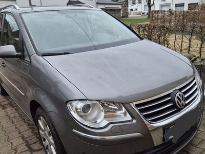 gebraucht VW Touran Highline 2.0 TDI 170PS 5 Sitzer