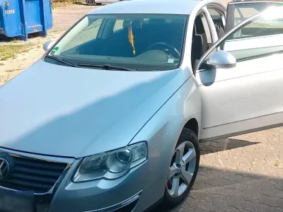 Gebraucht VW Passat 140 PS (102 kW) 2008 Grau Limousine