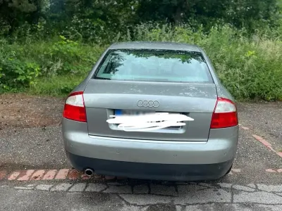 Gebraucht Audi A4 135 PS (99 kW) 2002 Grau Limousine