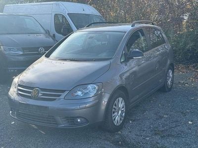Grau Gebraucht 2008 VW Golf Plus Cross United Van / Kleinbus | 1.690 € (Guter Preis)
