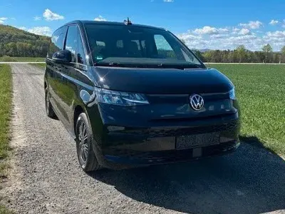 Usata VW Multivan 150 CV (110 kW) 2023 Nero Monovolume