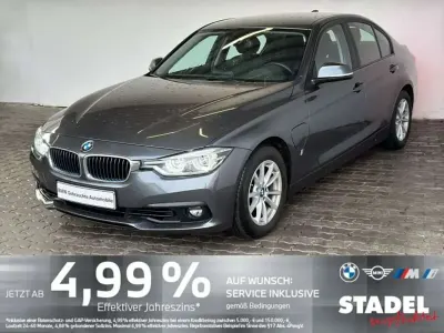 Gebraucht BMW 330e Advantage 184 PS (135 kW) 2018 Mineralgrau metallic Limousine