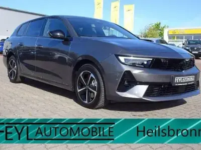 Gebraucht Opel Astra 131 PS (96 kW) 2025 Grau Kleinwagen