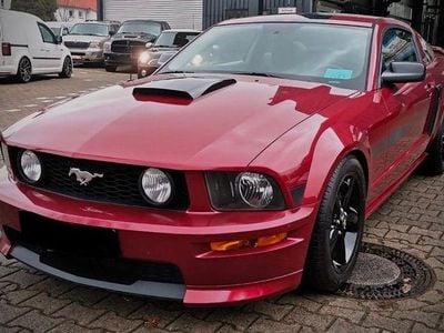 Usata Ford Mustang GT 309 CV (227 kW) 2007 Rosso Berlina