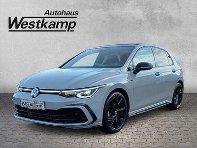 Gebraucht VW Golf VIII R-line 150 PS (110 kW) 2024 Mondsteingrau Limousine