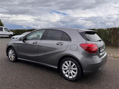 Gebraucht Mercedes A180 109 PS (80 kW) 2016 Grau Kombi