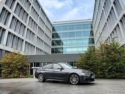 Gebraucht BMW 330 Sport Line 258 PS (189 kW) 2013 Limousine