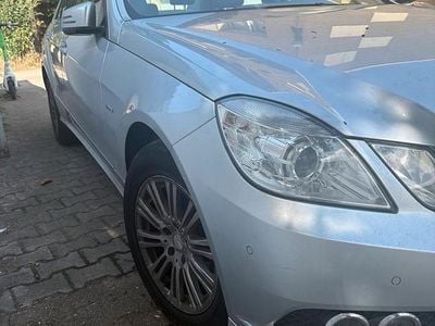 Mercedes E220