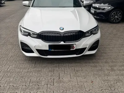 Gebraucht BMW 330e M Sport 292 PS (214 kW) 2021 Weiß Limousine