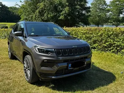 Gebraucht Jeep Compass Limited 190 PS (139 kW) 2021 Grau SUV