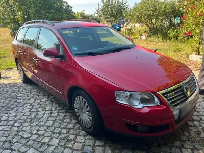 Gebraucht VW Passat 105 PS (77 kW) 2007 Rot Kombi
