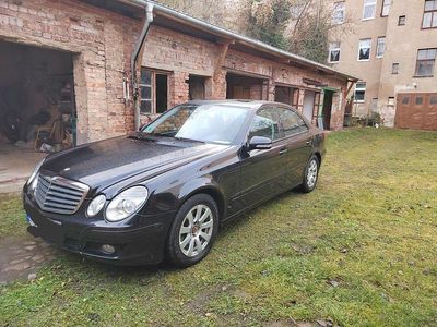 Gebraucht Mercedes E200 Elegance 184 PS (135 kW) 2008 Schwarz Limousine
