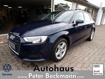 Gebraucht Audi A3 Comfort 116 PS (85 kW) 2017 Blau Limousine