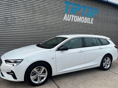 Second-hand Opel Insignia Elegance 174 CP (127 kW) 2022 Alb Break