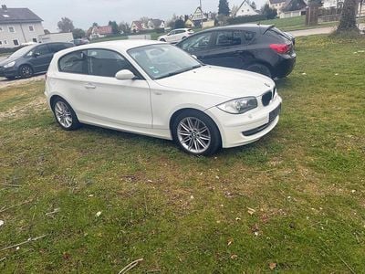 Gebraucht BMW 118 Coupé 143 PS (105 kW) 2008 Weiß Coupé