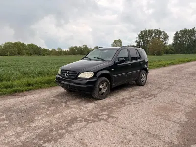 Gebraucht Audi A6 218 PS (160 kW) 2000 Schwarz SUV