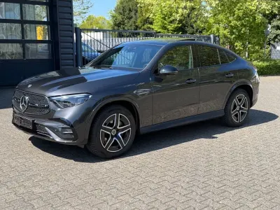 Używany Mercedes GLC220 AMG 197 KM (144 kW) 2025 Szary Coupe