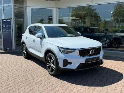Usata Volvo XC40 Core 163 CV (119 kW) 2025 Blu SUV