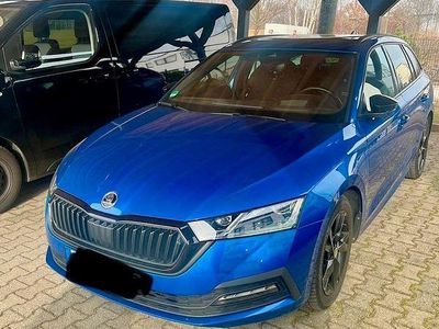 Second-hand Skoda Octavia Style 204 CP (150 kW) 2021 Albastru Break