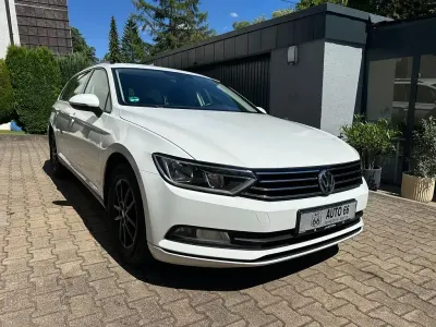 Gebraucht VW Passat 150 PS (110 kW) 2018 Weiß Kombi