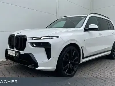 Gebraucht BMW X7 Efficient Dynamics 340 PS (250 kW) 2023 Alpinweiß uni SUV