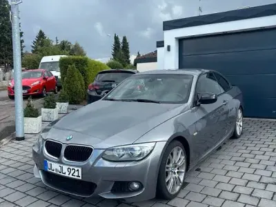 Gebraucht BMW 320 Cabriolet M Sport 184 PS (135 kW) 2012 Silber Cabrio