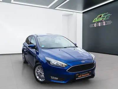 Używany Ford Focus Cool & Connect 150 KM (110 kW) 2018 Niebieski Sedan/Limuzyna
