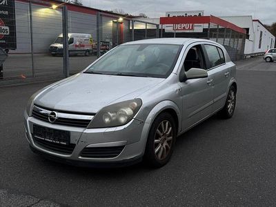 Gebraucht Opel Astra 105 PS (77 kW) 2005 Silber Limousine