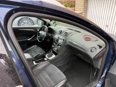 Gebraucht Ford Mondeo Titanium 203 PS (149 kW) 2010 Blau Kombi