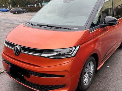 Gebraucht VW Multivan 204 PS (150 kW) 2023 Orange Van