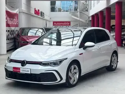 Gebraucht VW Golf VIII GTI 245 PS (180 kW) 2023 Weiß Limousine